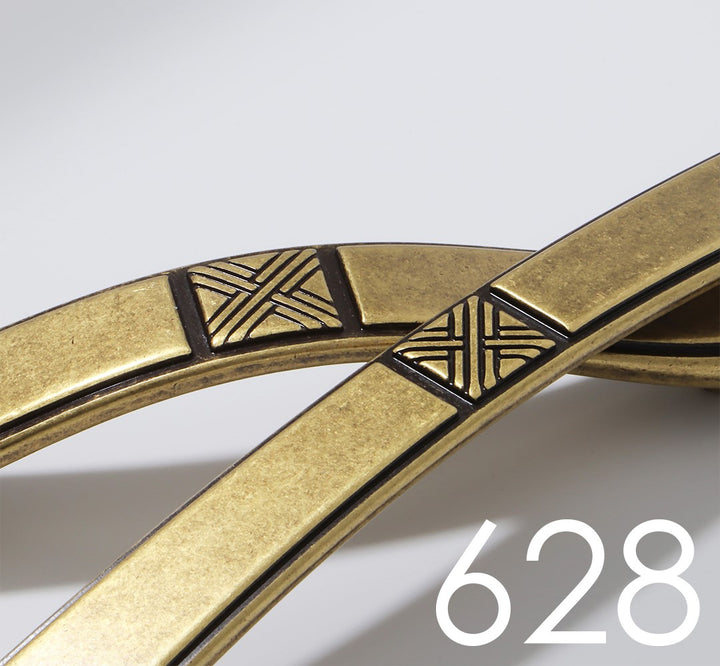 Elegant Vintage Cabinet Handles – Antique Brass