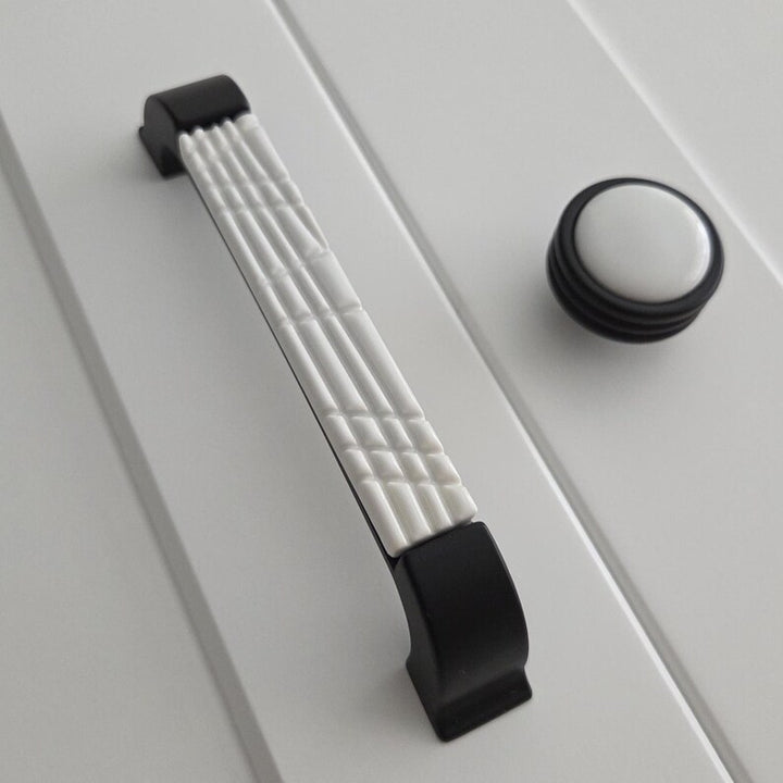 Black & White Ceramic Cabinet Pull – Matte Black Base