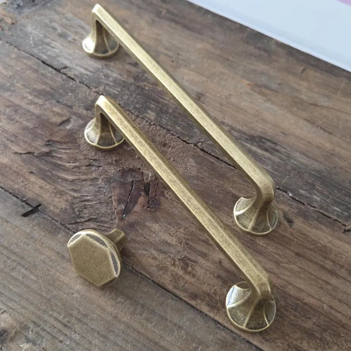 Antique Brass Modern Farmhouse Cabinet Pulls – Vintage Style