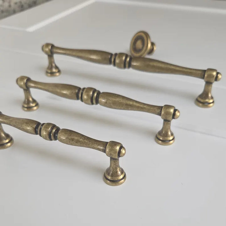 Antique Brass Traditional Cabinet Pulls – Classic Drawer Hardware